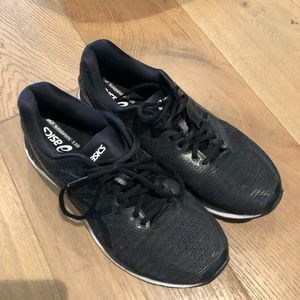 Men’s ASICS Running shoes